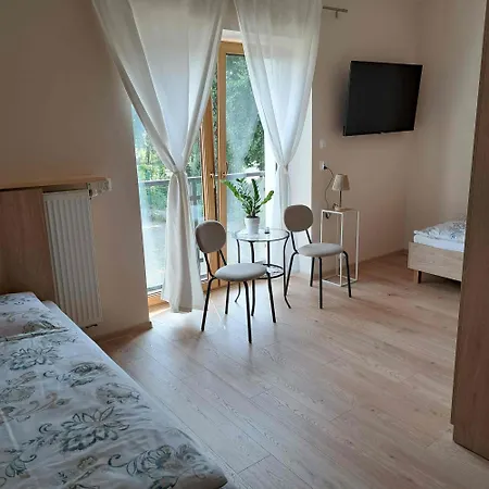 Maison d'hôtes Niwy8rooms Oświęcim